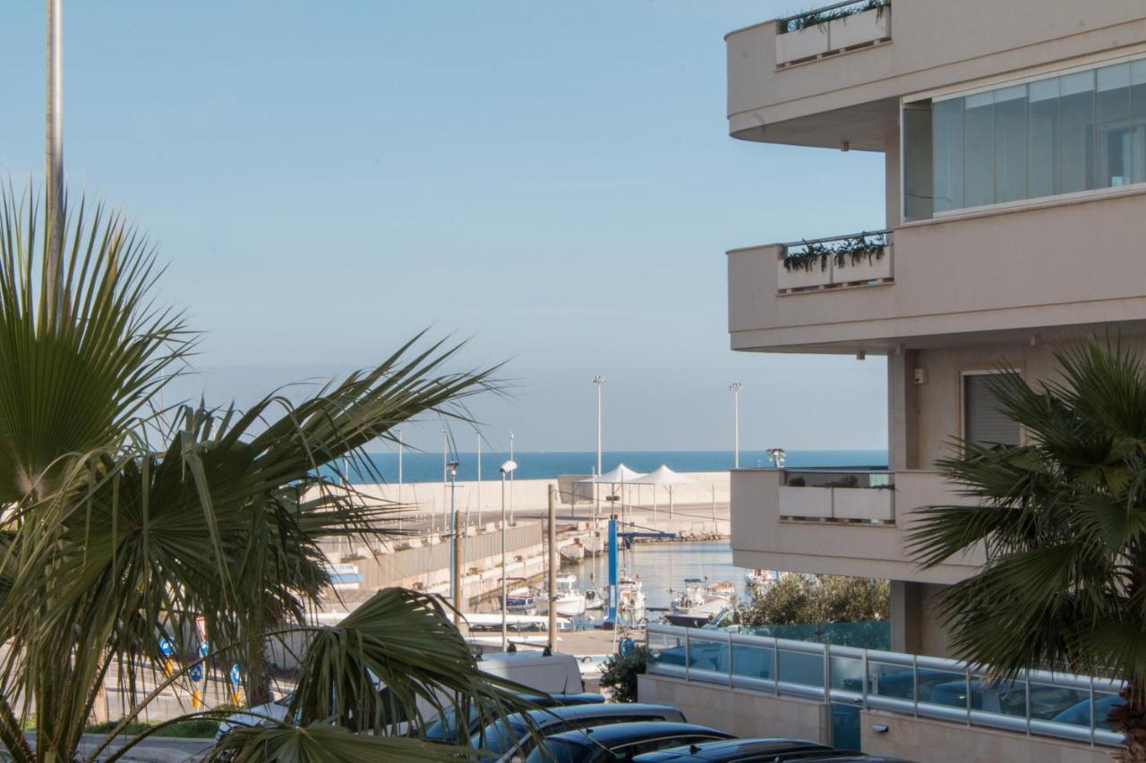Nilu In Citta - Nuovo Appartamento Con Vista Mare Monopoli Zewnętrze zdjęcie